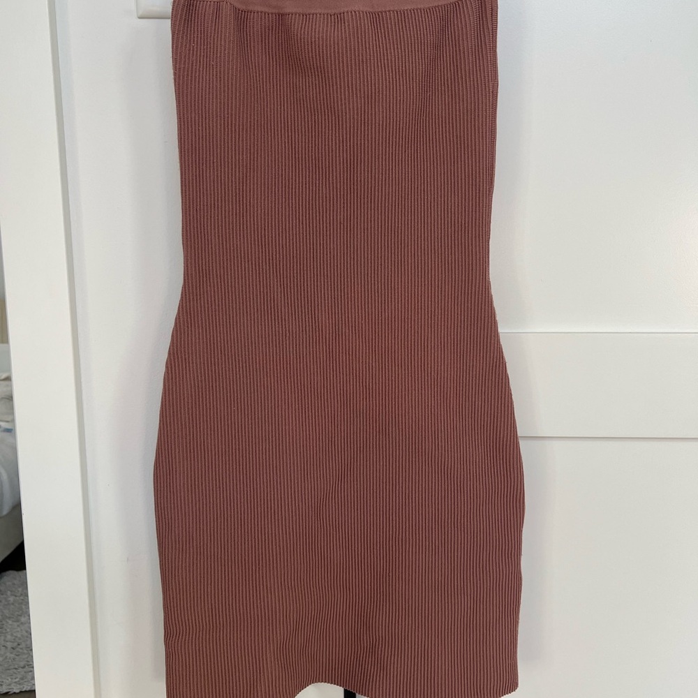 Babaton Mauve Strapless Sculpt Knit Dress